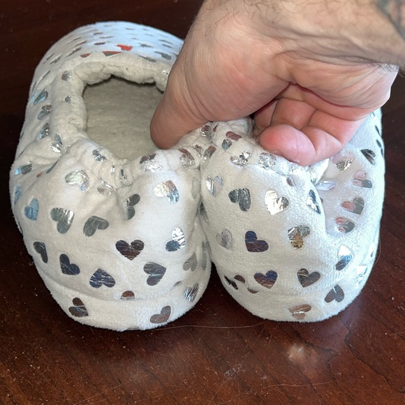 Girls Slippers size 3 - Picture 3 of 3